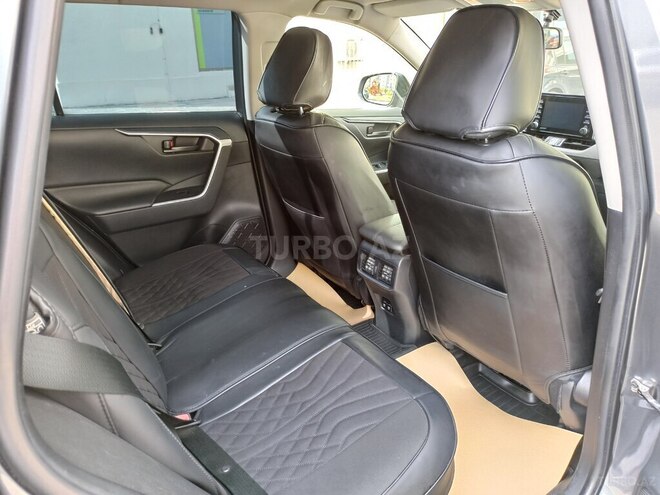 Toyota RAV4 2019, 95,000 km - 2.0 l - Gəncə