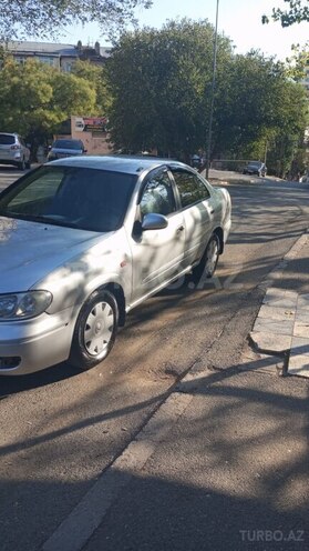 Nissan Sunny 2005, 320,000 km - 1.6 л - Bakı