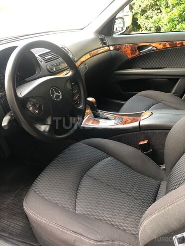 Mercedes E 200 2005, 310,000 km - 2.0 л - Bakı