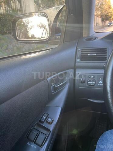 Toyota Corolla 2005, 173,000 km - 1.4 l - Bakı