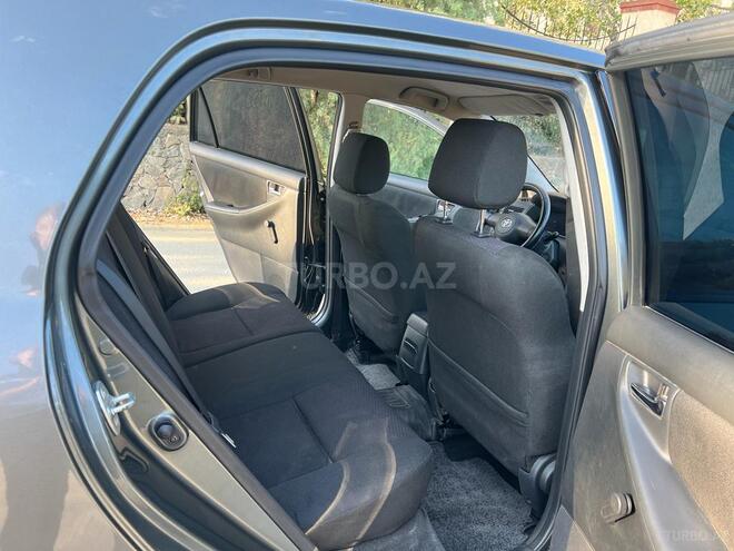 Toyota Corolla 2005, 173,000 km - 1.4 l - Bakı