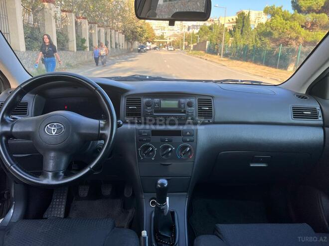 Toyota Corolla 2005, 173,000 km - 1.4 l - Bakı