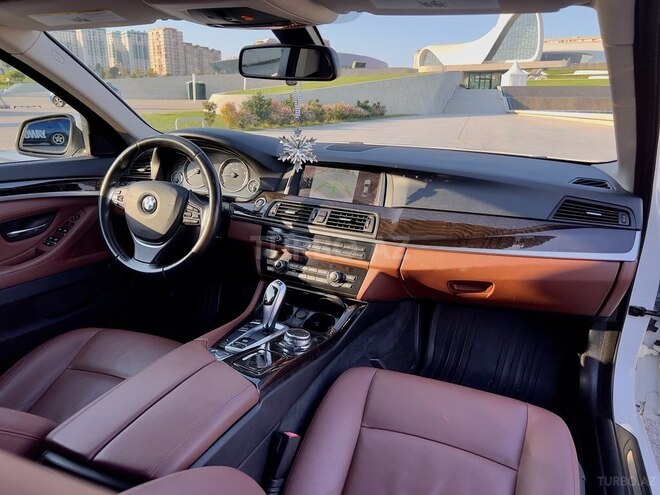 BMW 528 2016, 71,000 km - 2.0 л - Bakı