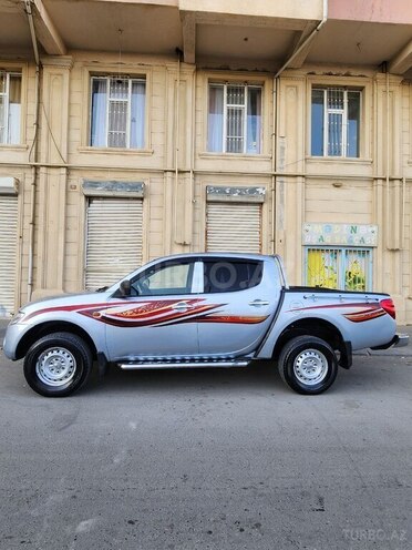 Mitsubishi L200 2007, 391,000 km - 2.5 l - Bakı