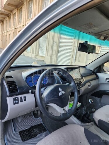 Mitsubishi L200 2007, 391,000 km - 2.5 l - Bakı