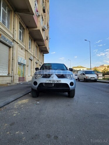 Mitsubishi L200 2007, 391,000 km - 2.5 l - Bakı