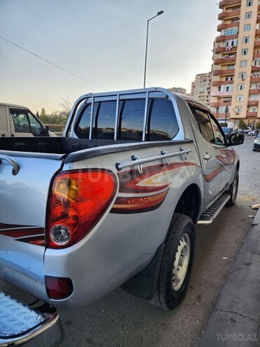 Mitsubishi L200 2007, 391,000 km - 2.5 l - Bakı