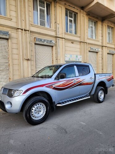 Mitsubishi L200 2007, 391,000 km - 2.5 l - Bakı