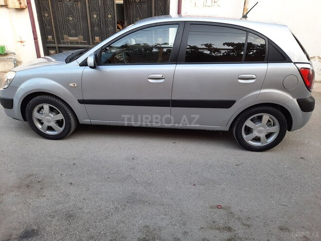 Kia Rio 2006, 175,000 km - 1.4 л - Bakı