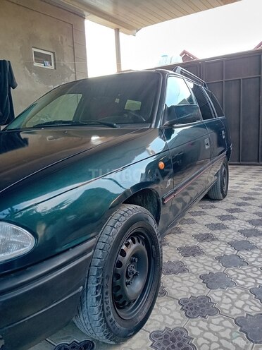 Opel Astra 1994, 365,000 km - 1.8 l - Xaçmaz