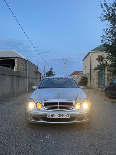 Mercedes E 270 2003, 498,591 km - 2.7 l - Bakı
