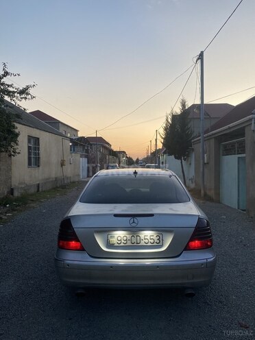 Mercedes E 270 2003, 498,591 km - 2.7 l - Bakı