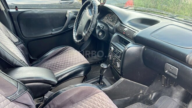 Opel Astra 1995, 999,900 km - 1.6 л - Bakı