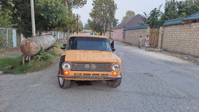 LADA (VAZ) 21011 1975, 60,000 km - 1.5 л - Ağdaş