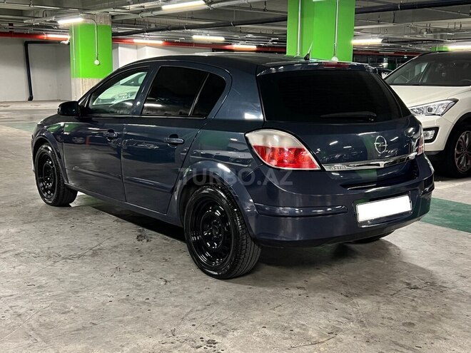 Opel Astra 2006, 240,000 km - 1.3 л - Bakı