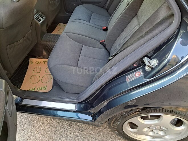 Mercedes E 240 2000, 195,000 km - 2.6 l - Bakı