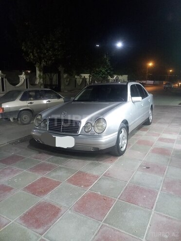 Mercedes E 240 1998, 450,000 km - 2.4 l - Mingəçevir