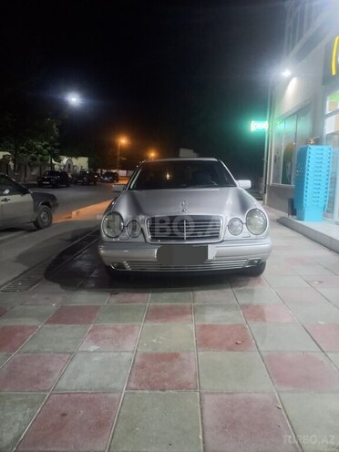 Mercedes E 240 1998, 450,000 km - 2.4 l - Mingəçevir