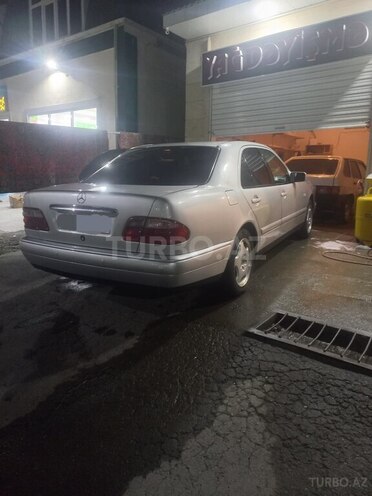 Mercedes E 240 1998, 450,000 km - 2.4 l - Mingəçevir
