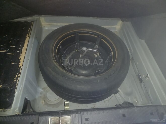 Mercedes E 240 1998, 450,000 km - 2.4 l - Mingəçevir