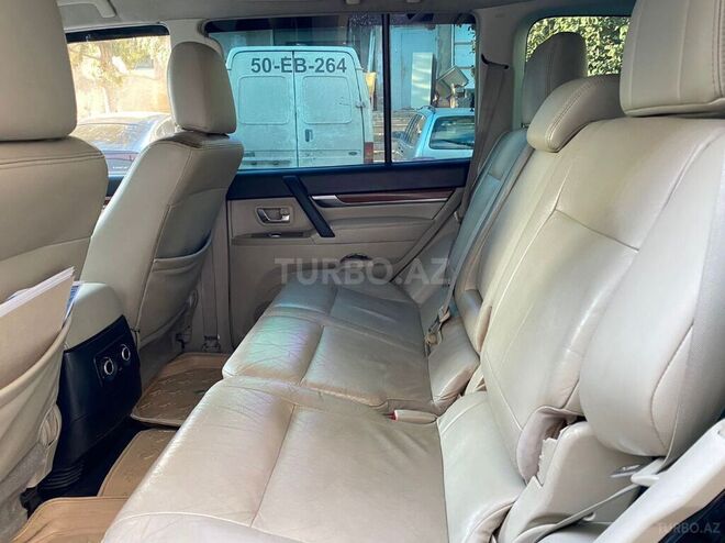 Mitsubishi Pajero 2007, 185,000 km - 3.0 l - Bakı