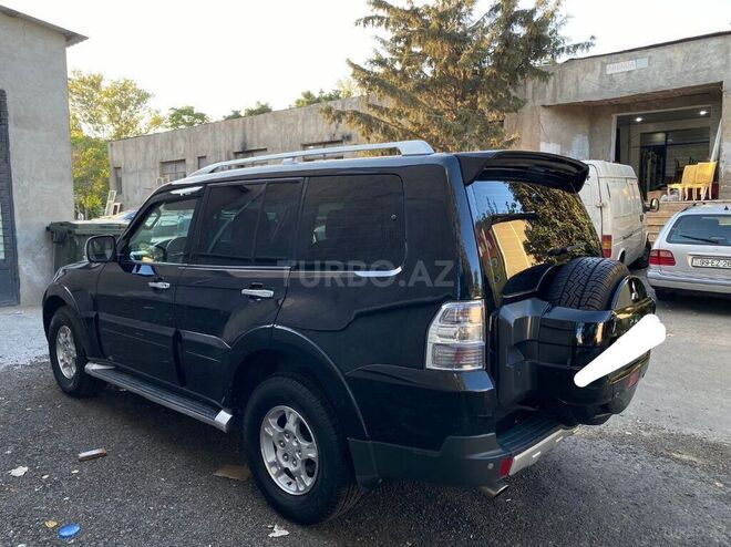 Mitsubishi Pajero 2007, 185,000 km - 3.0 l - Bakı
