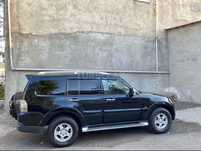 Mitsubishi Pajero 2007, 185,000 km - 3.0 l - Bakı