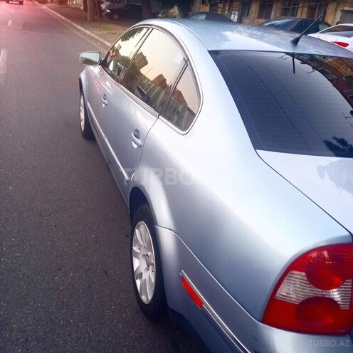 Volkswagen Passat 2003, 224,300 km - 1.8 l - Bakı