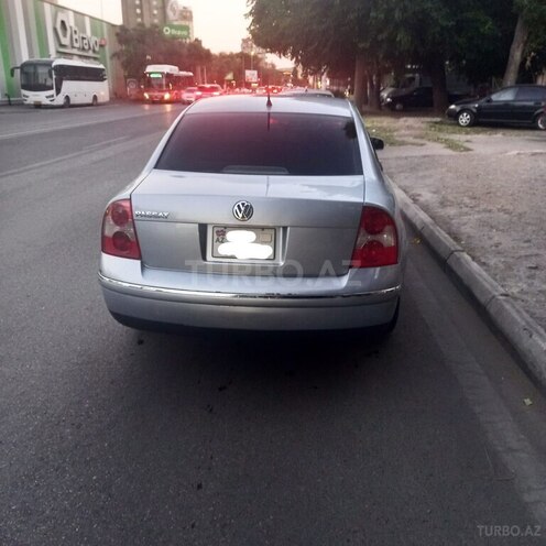 Volkswagen Passat 2003, 224,300 km - 1.8 l - Bakı
