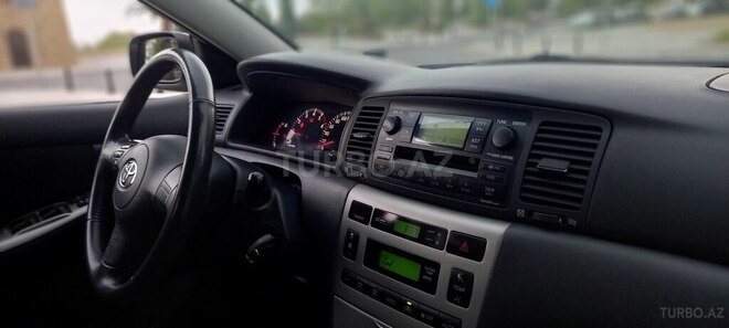 Toyota Corolla 2005, 242,000 km - 1.4 л - Bakı