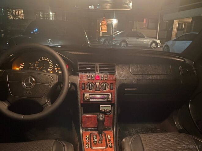 Mercedes C 220 1999, 350,000 km - 2.2 л - Bakı