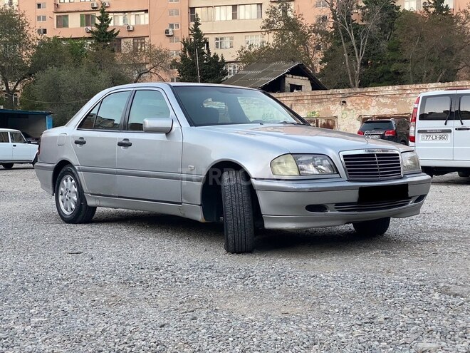 Mercedes C 220 1999, 350,000 km - 2.2 л - Bakı