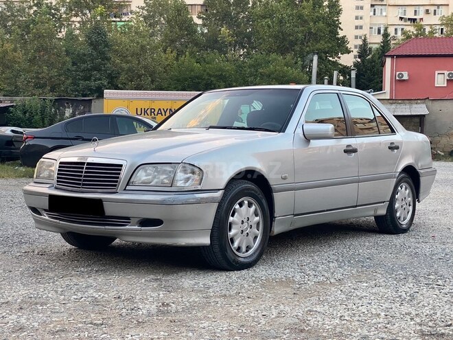 Mercedes C 220 1999, 350,000 km - 2.2 л - Bakı
