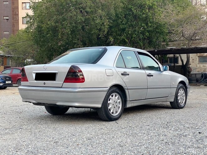 Mercedes C 220 1999, 350,000 km - 2.2 л - Bakı