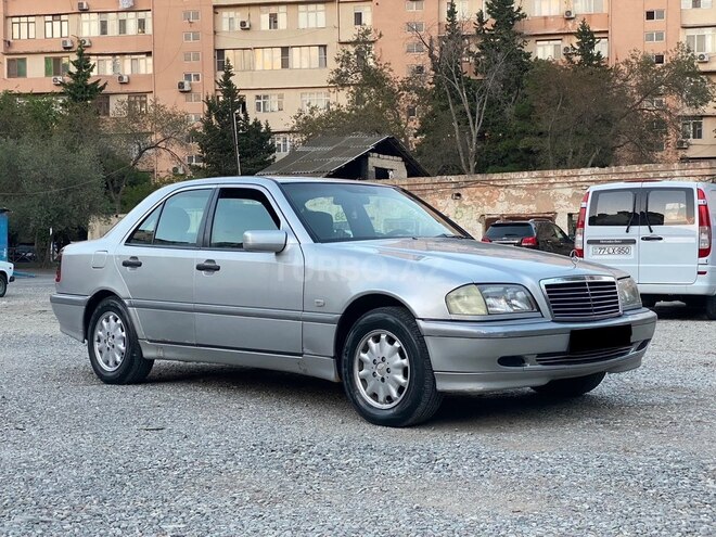 Mercedes C 220 1999, 350,000 km - 2.2 л - Bakı