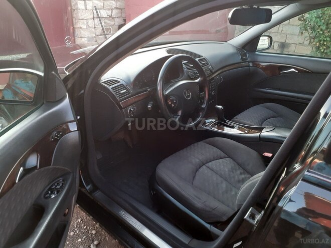 Mercedes E 220 2004, 360,000 km - 2.2 l - Biləsuvar