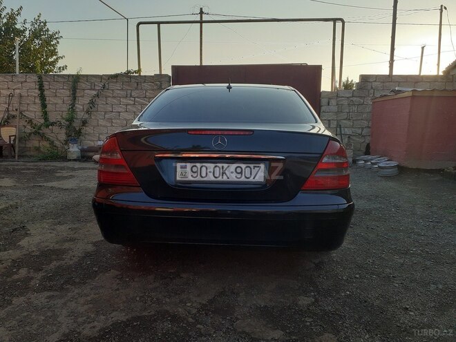 Mercedes E 220 2004, 360,000 km - 2.2 l - Biləsuvar