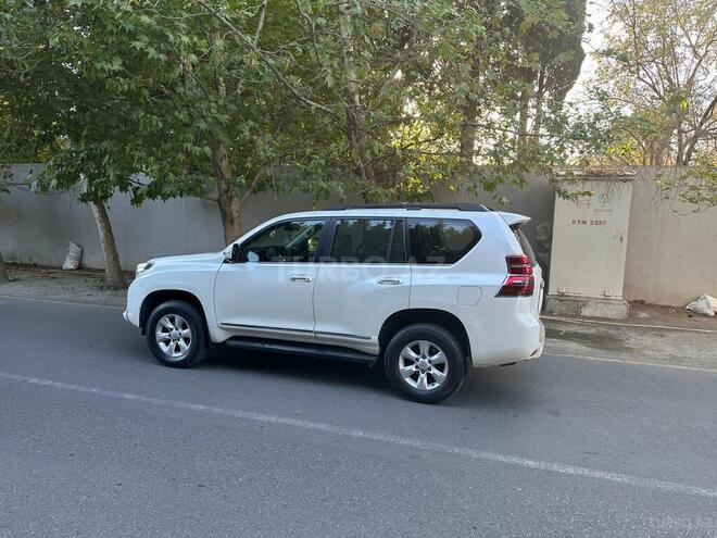 Toyota Prado 2010, 293,000 km - 2.7 л - Bakı