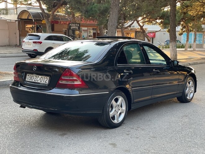Mercedes C 200 2002, 354,000 km - 2.0 l - Bakı