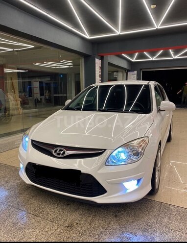 Hyundai i30 2011, 367,000 km - 1.6 л - Bakı