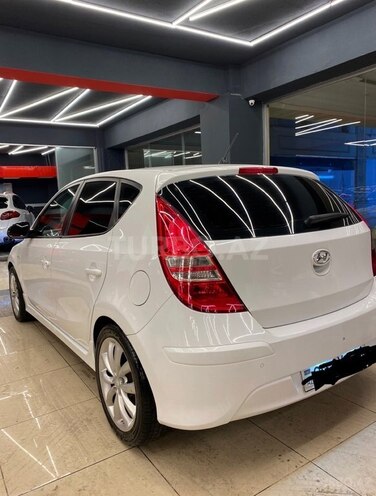 Hyundai i30 2011, 367,000 km - 1.6 л - Bakı