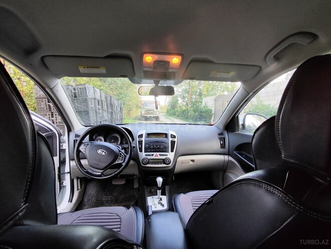 Kia Ceed 2007, 289,000 km - 1.6 l - Quba
