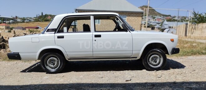 LADA (VAZ) 2107 2011, 10,000 km - 1.6 l - Şamaxı
