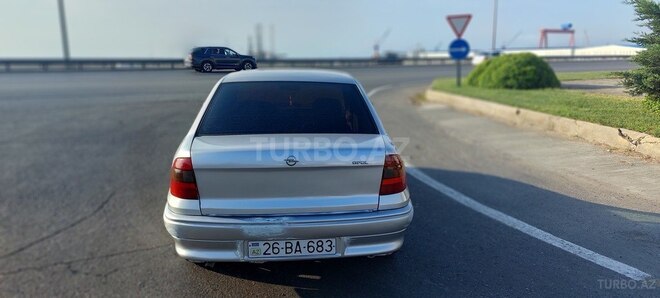 Opel Astra 1996, 168,500 km - 1.4 л - Bakı