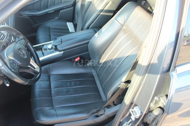 Mercedes E 250 2015, 251,000 km - 2.0 l - Bakı
