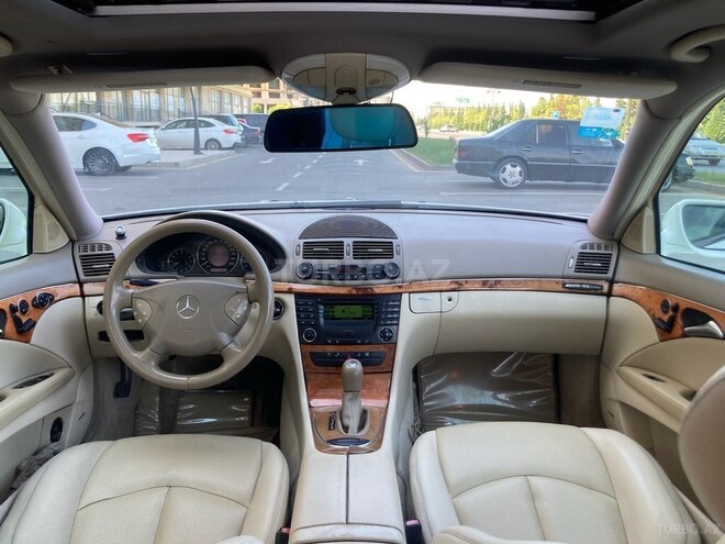 Mercedes E 240 2002, 309,000 km - 2.4 l - Sumqayıt