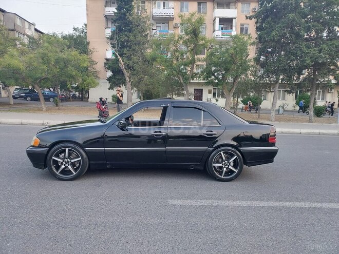 Mercedes C 230 2000, 235,680 km - 2.3 l - Bakı