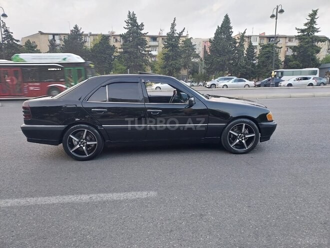 Mercedes C 230 2000, 235,680 km - 2.3 l - Bakı