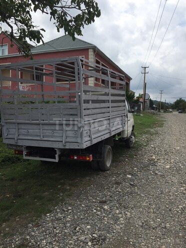 GAZ 330200 1999, 120,000 km - 2.5 l - Quba