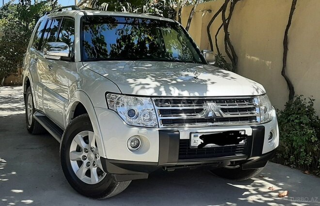 Mitsubishi Pajero 2008, 207,000 km - 3.0 l - Bakı